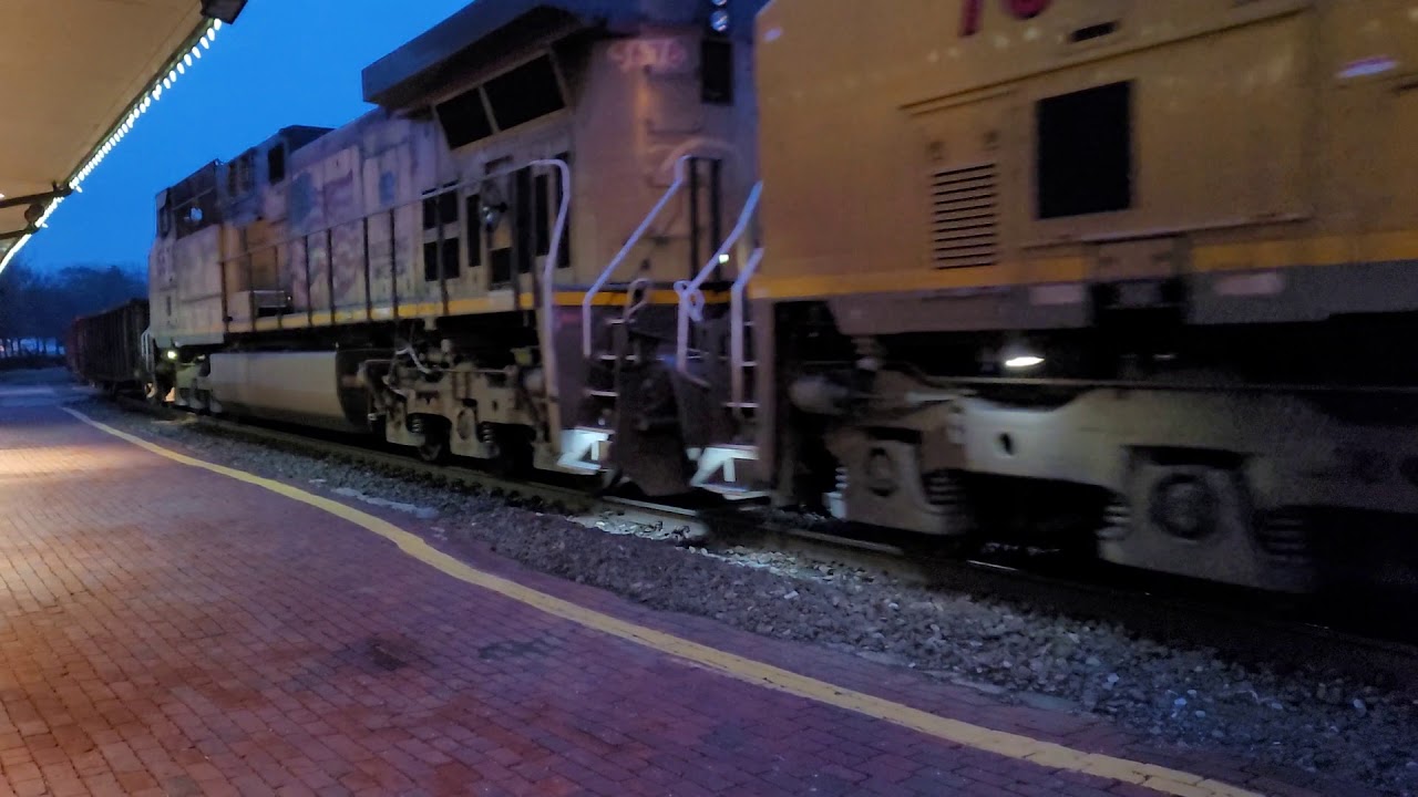 UP C44ACM leads a four engine lash up on MASHN