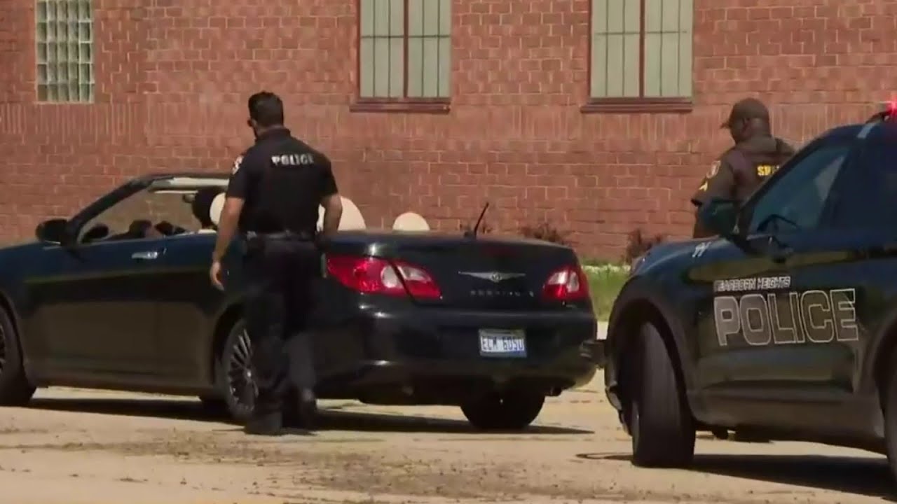 Wayne County Sheriff's Department prepares teens by holding mock traffic stops