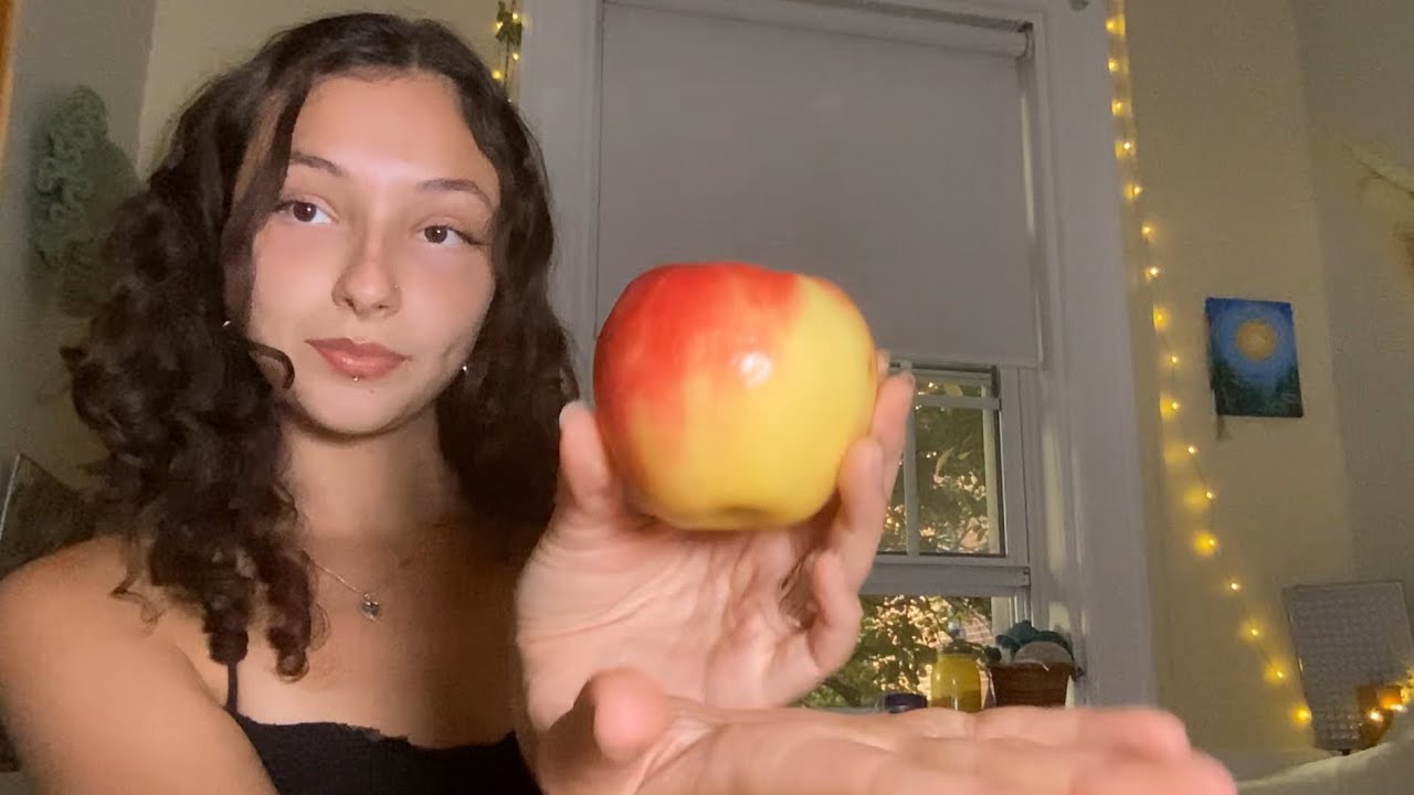Honeycrisp Apple ASMR (7 minutes straight)
