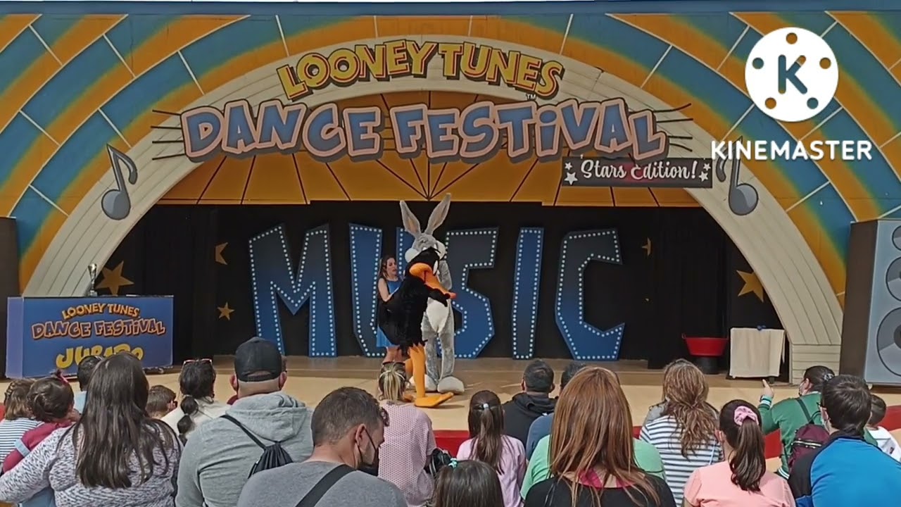 Looney Tunes Dance Festival . Parque Warner Madrid