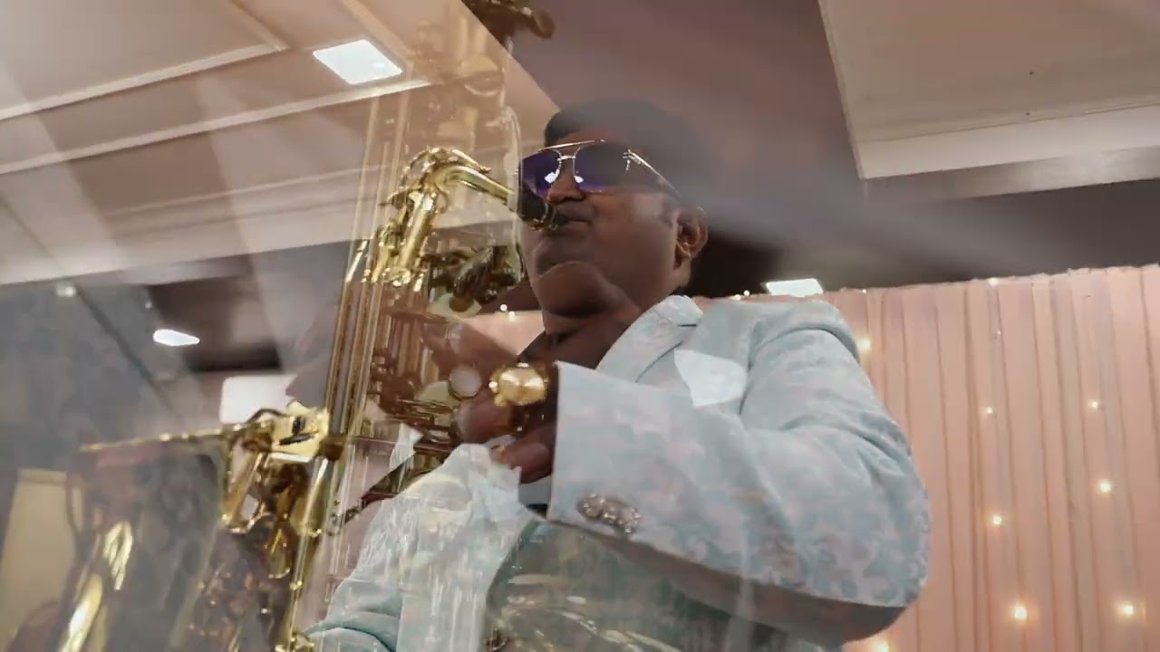 9773091152 Saxophone Player In Mumbai Pune Ahmedabad Baroda Surat Vapi Daman Rajkot Hyderabad Goa