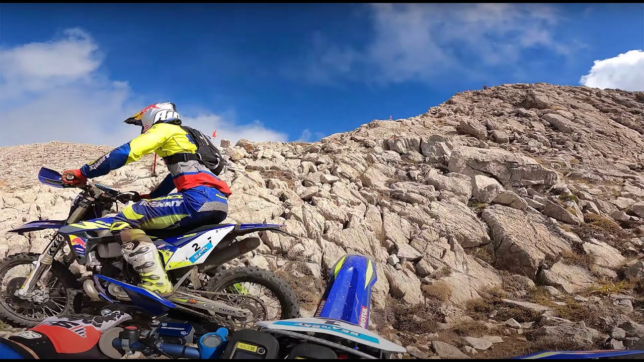 Hunting Wade Young to get the lead | Sea To Sky 2021 | Mario Román 74