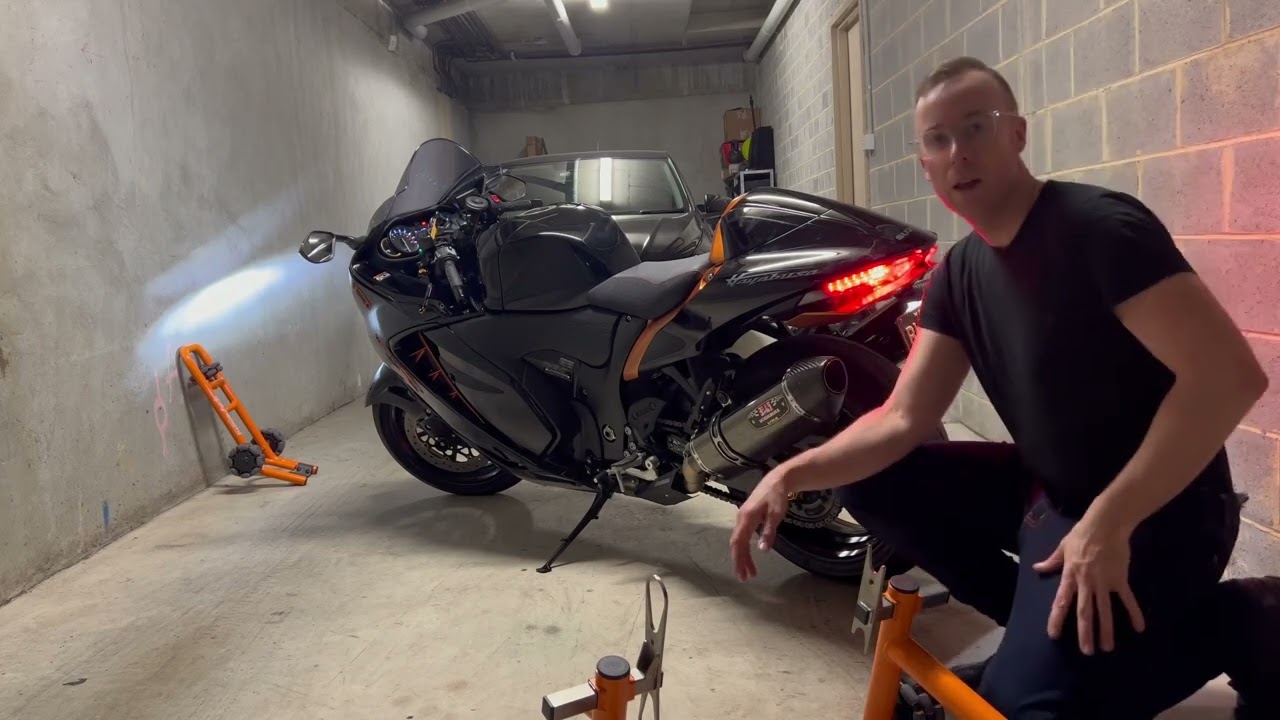 Hayabusa Gen III - Dynamoto Stand