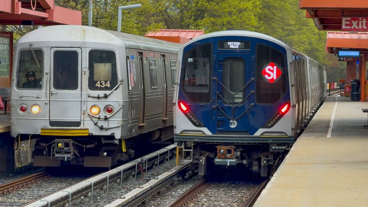 R44 & R211S Staten Island Railway Action at Eltingville