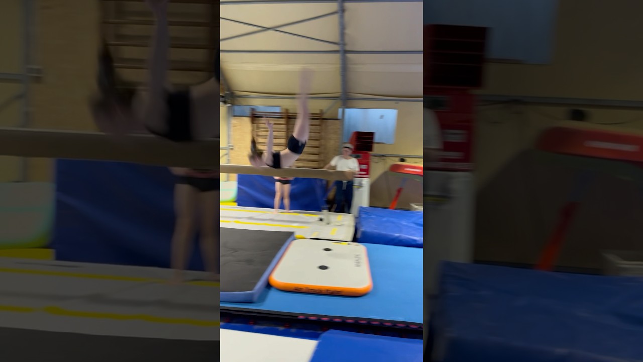 Ribaltata teso 🚀🤍 #ginnastica #ginnasticaartistica #gymnastics #gym #ginnastica #workinprogress