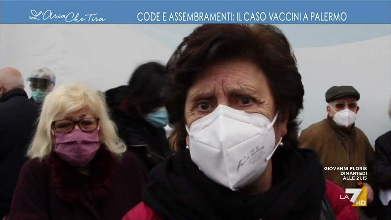 Code e assembramenti, il caso vaccini a Palermo
