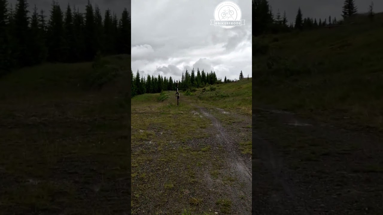 Cycling on Mosetertoppen in the rain 🚴‍♂️🌧️ – Short film from the mountains in Øyer