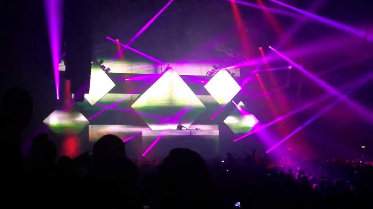 Calvin harris live in Belfast Odyssey Arena 2013 - Feel So Close