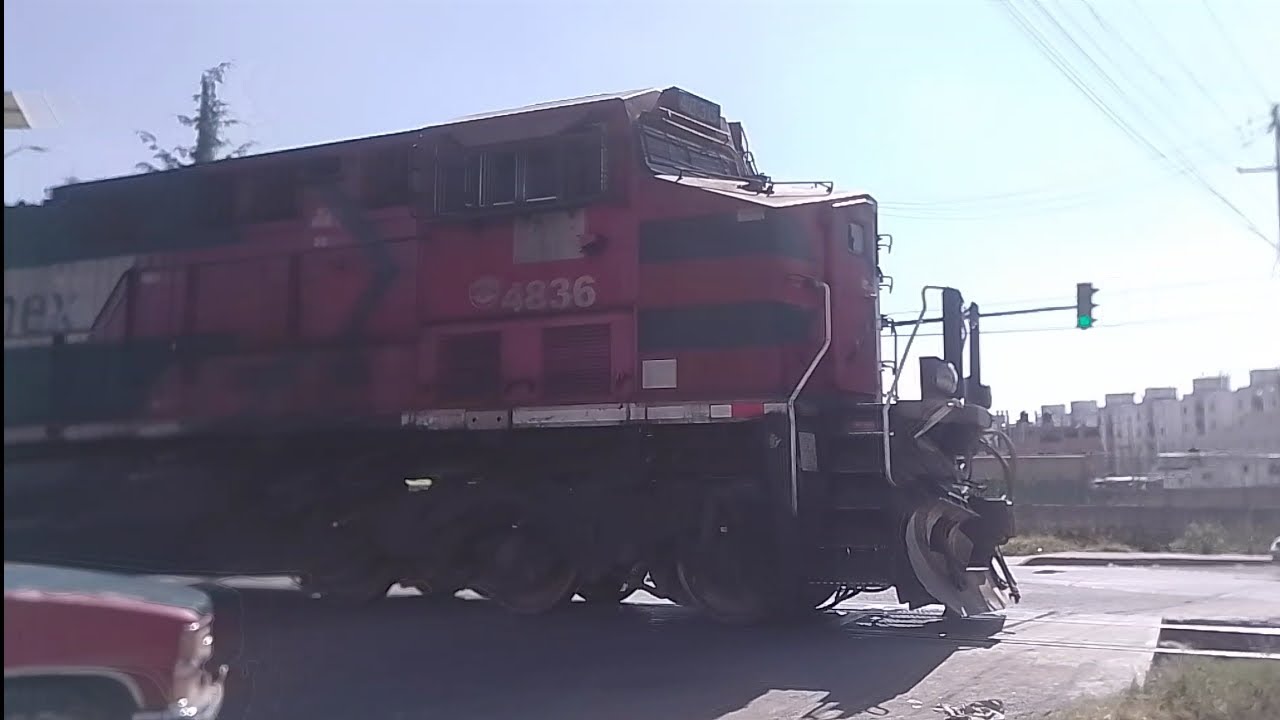 Show de Ferrosures 4836, 4828 con velocidad a full 