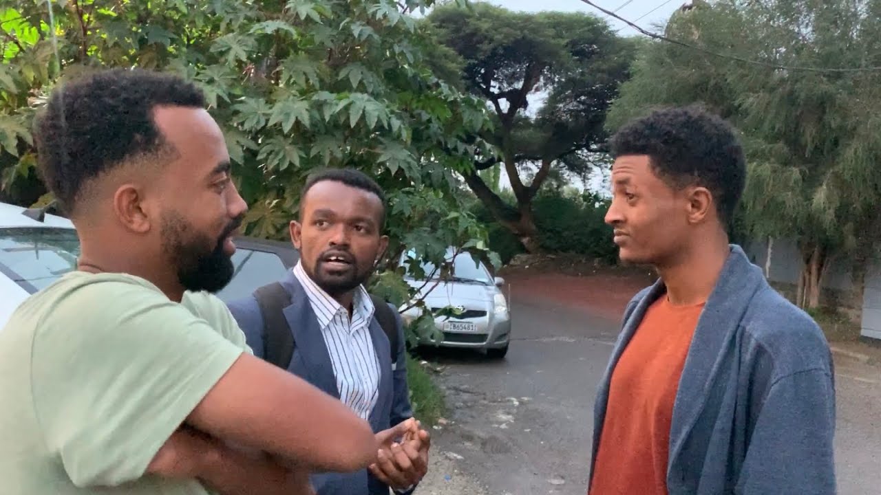 ማክሰኞ - yonzima በድብቅ ብብቱን አራቴ ሲያክ የተቀረፀ ድብቅ ምስል
