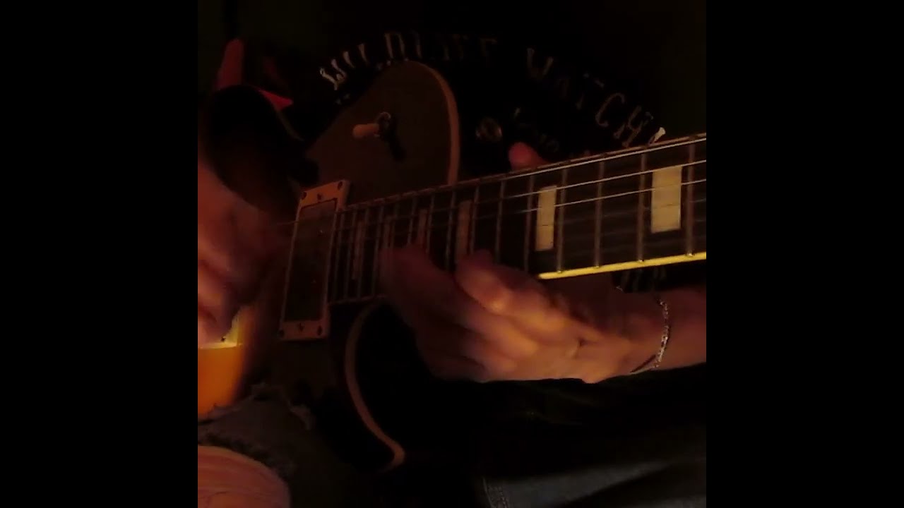 Iron Maiden - Flight Of Icarus- Guitar solo cover 