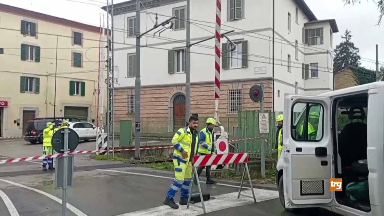 Umbertide: incidente al passaggio a livello