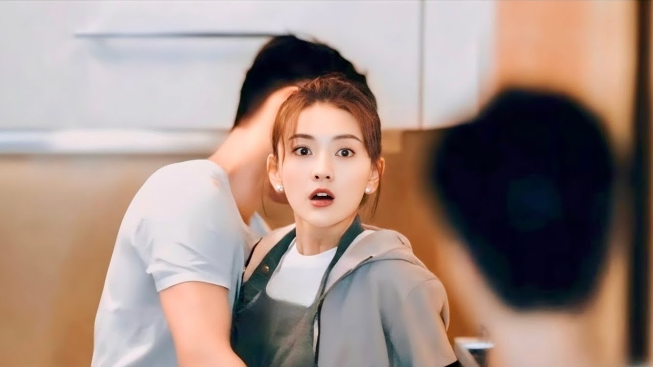 بنت متهوره وعايشه حياته ورافضه الحب لكن فجاه بتلاقي اتنين صحاب بيتنافسوا علي حبها ملخص مسلسل
