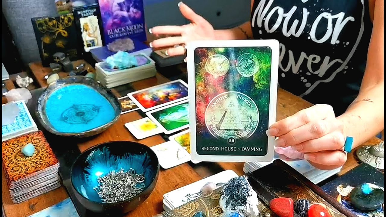 AQUARIUS - 