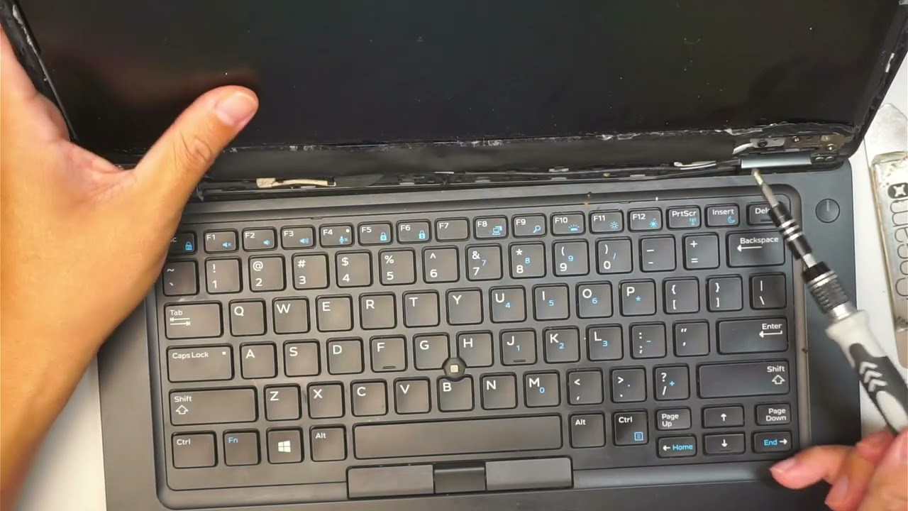 Замена экрана Dell Lattitude 5490