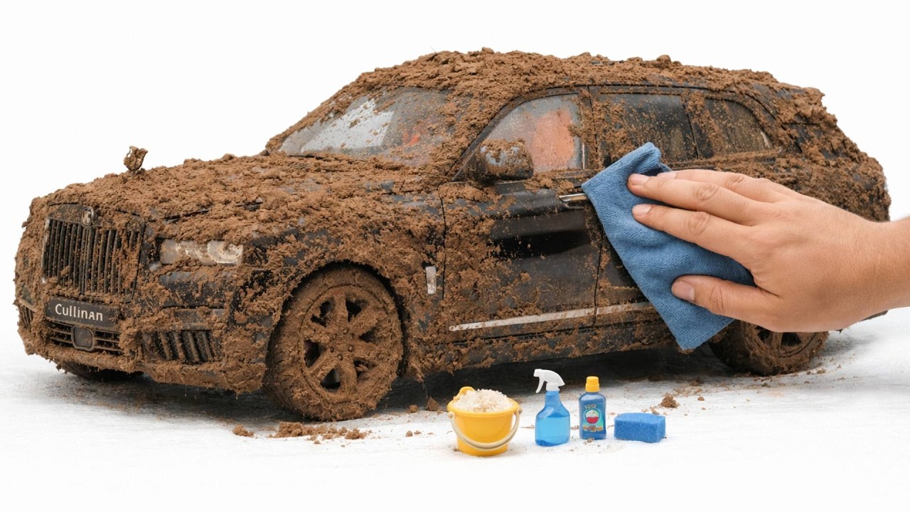 Super Realistic Cleaning of 1:24 Rolls Royce Cullinan SUV Alloy Luxury Car After an Extreme Dusty
