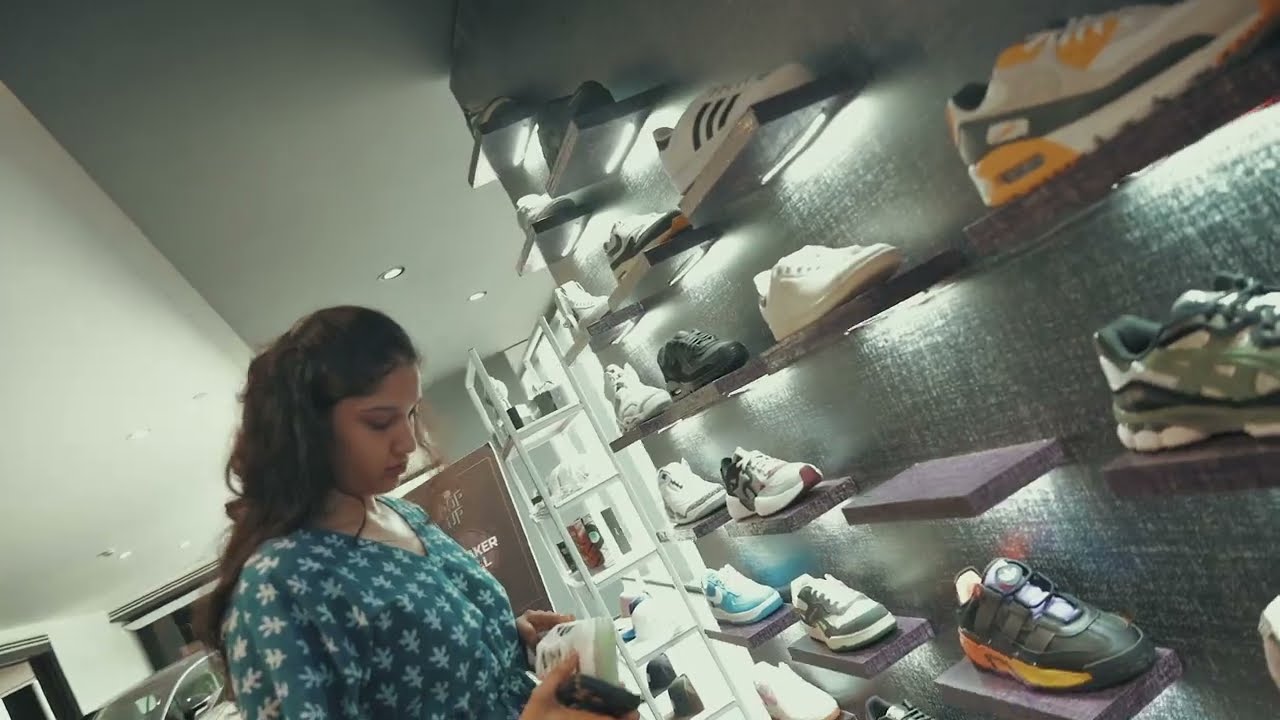 Superkicks India | Pop Up | Mercedes-Benz Landmark Cars