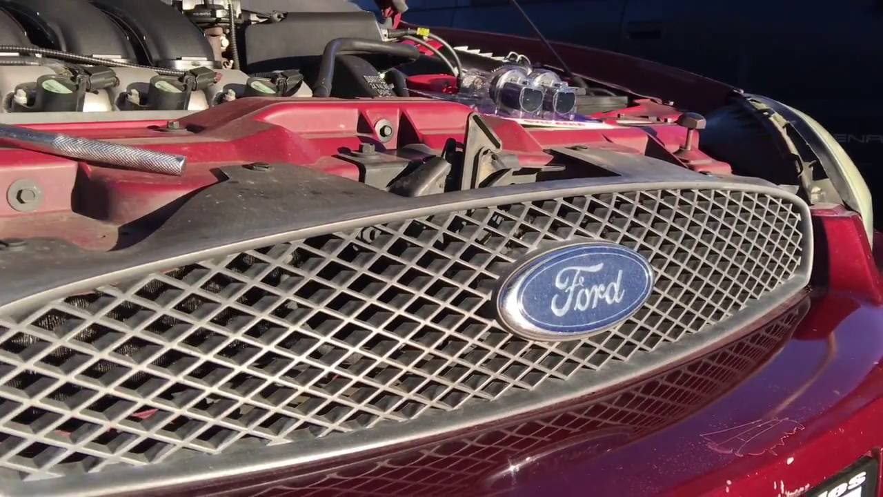 Ford Taurus 2004 года | Замена ламп в фарах