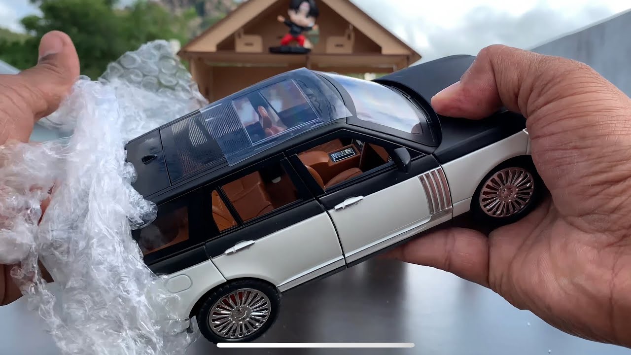 Unboxing of Diecast Car 1:24 Scale Model Range Rover | Mini Land Rover Car | Sound and Light Test |