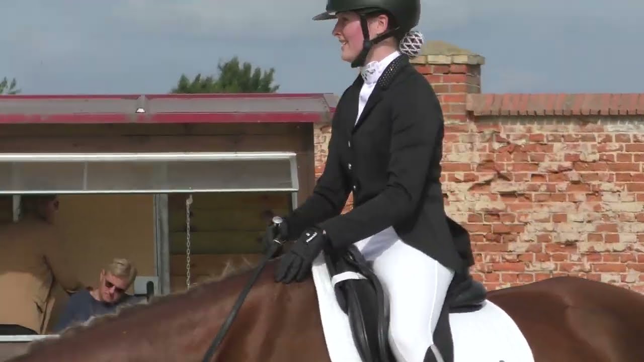 Weronika i Lakota - ujeżdżenie P2