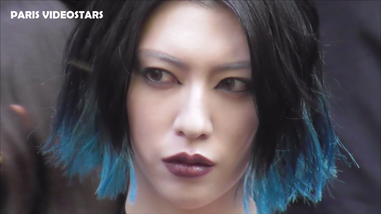 Ayaka Miyoshi 三吉彩花 stuns at the Balenciaga show @ Paris 9 july 2025 Fashion Week
