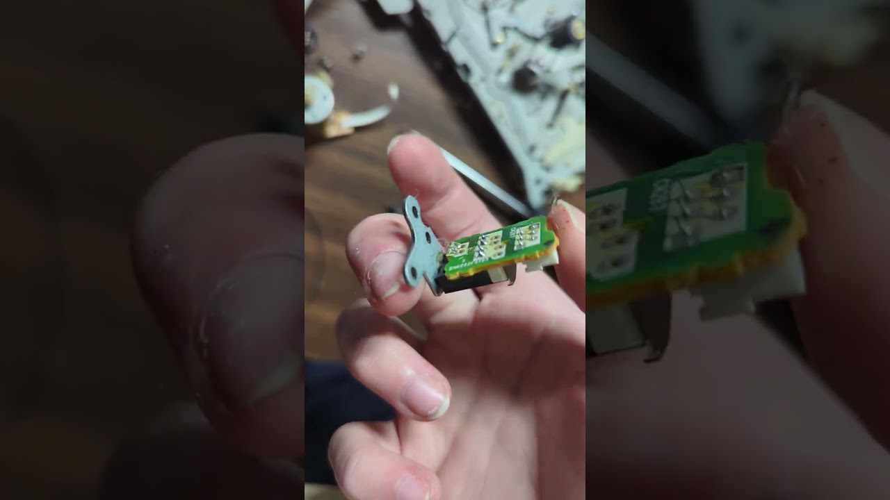 Vtg synthonic VCR tear down anything good left 