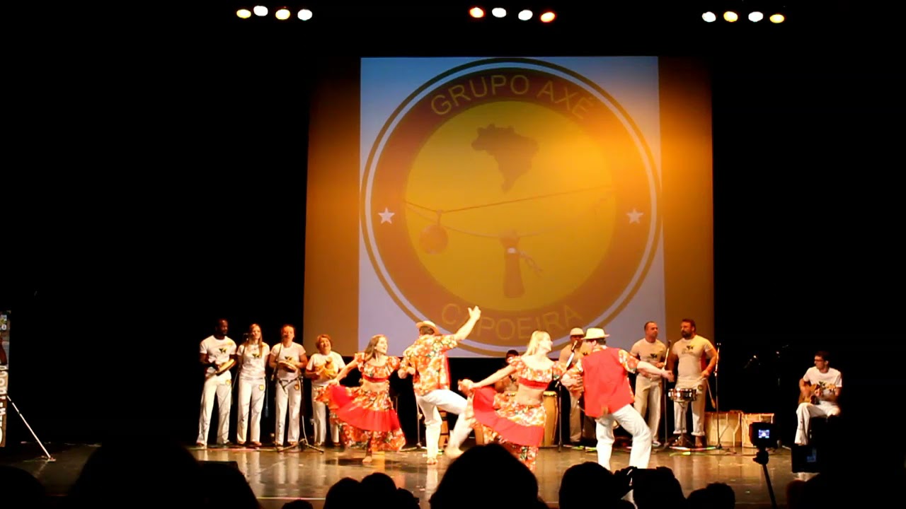 Coco by Grupo Axé Capoeira in Prague, Czech 2015