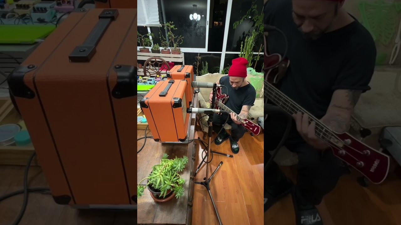 ORANGE AMPLIFICATION - Shure Unidyne III SM57 & Electro-voice Re20 mics - Yamaha SA70 Bass
