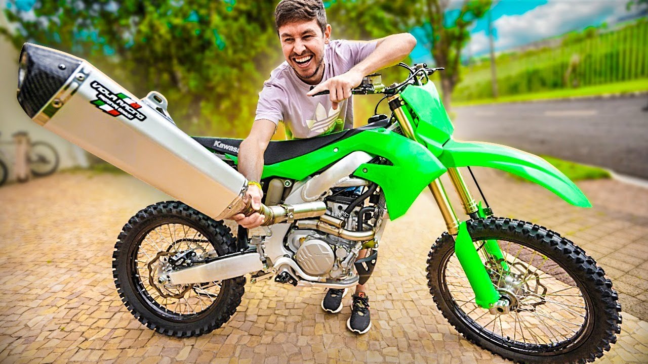 DEIXEI MINHA MOTO NOVA SÓ O CANO