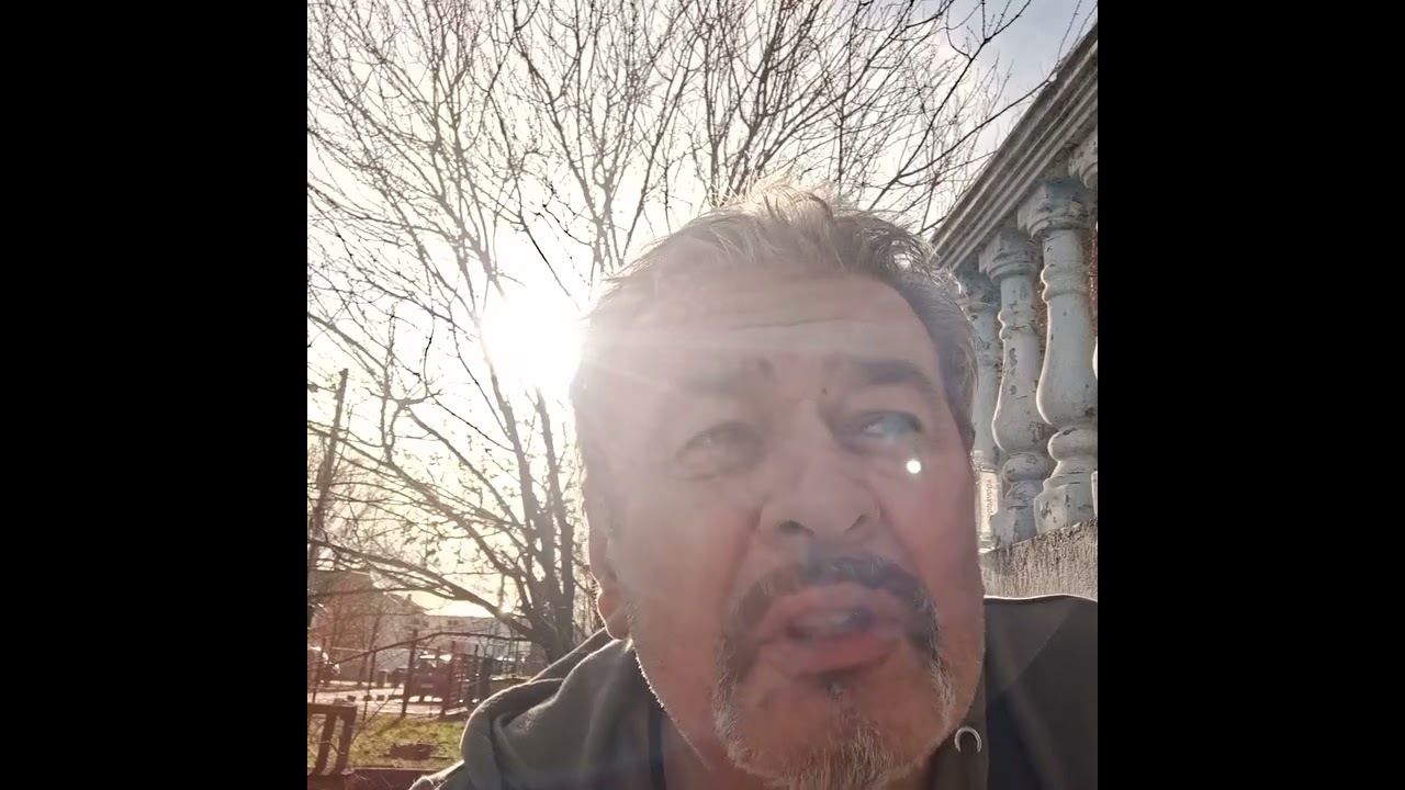 Rasprava sa AI o NATO zločinima.