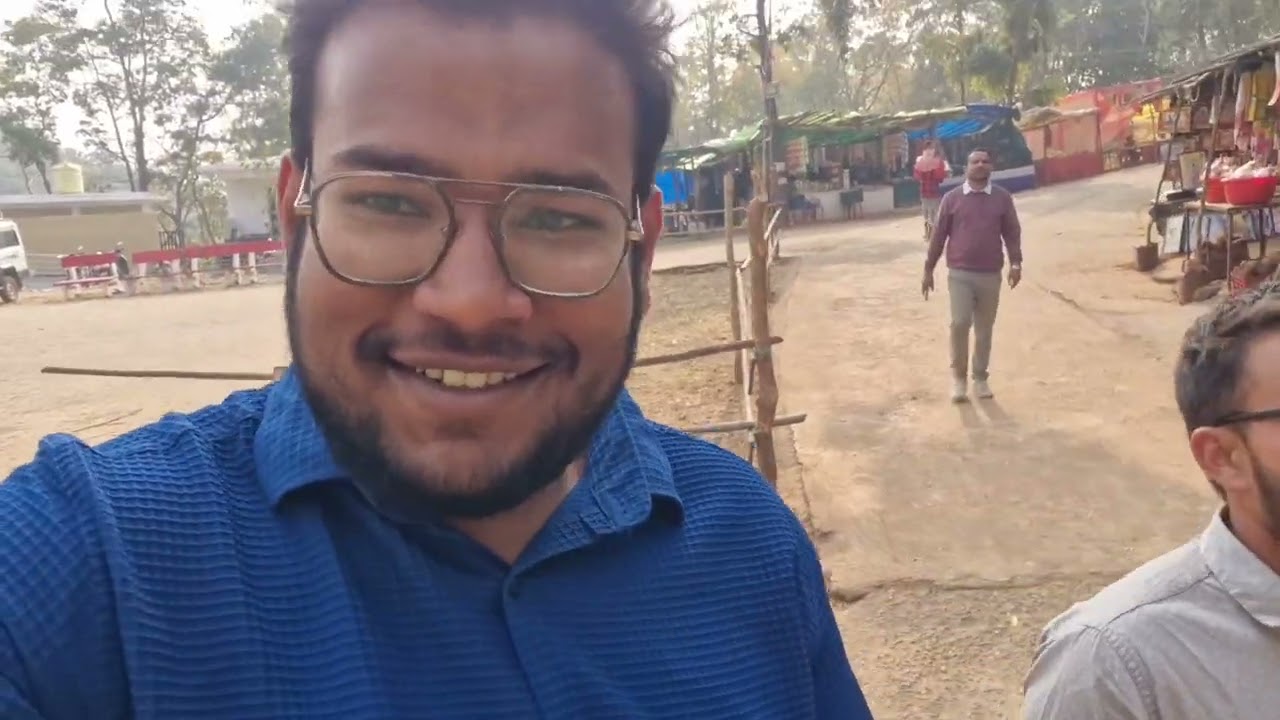 Sanket bhai saath first time kachararh mela suru hone se pahle ka mahol 😍😍🤣