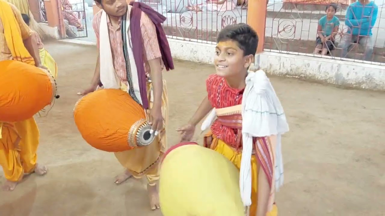 Ekatali kirtan balgopal sankirtan mandali 