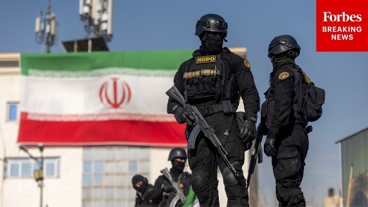 Iran Warns Military Is &lsquo;Waiting&rsquo; As Pentagon Reportedly Plans For Ground Invasion Possibility