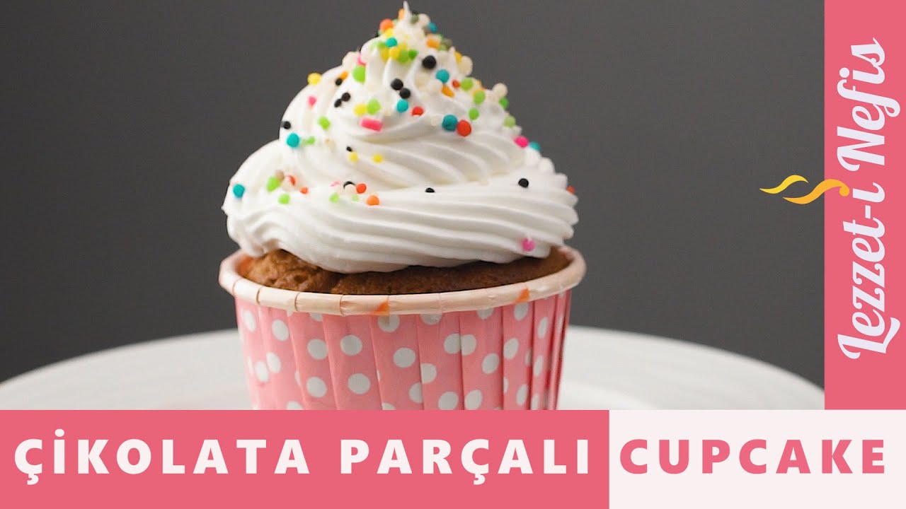 Çikolata Parçalı Cupcake Tarifi, damla çikolatalı krem şantili kek nasıl yapılır?