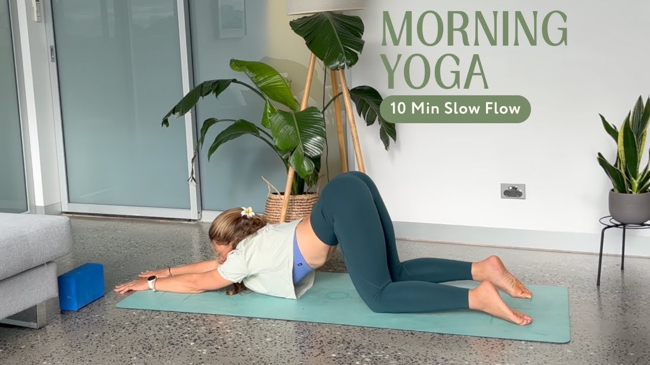 Gentle 10-Min Morning Yoga | Chest Opening & Side Stretches