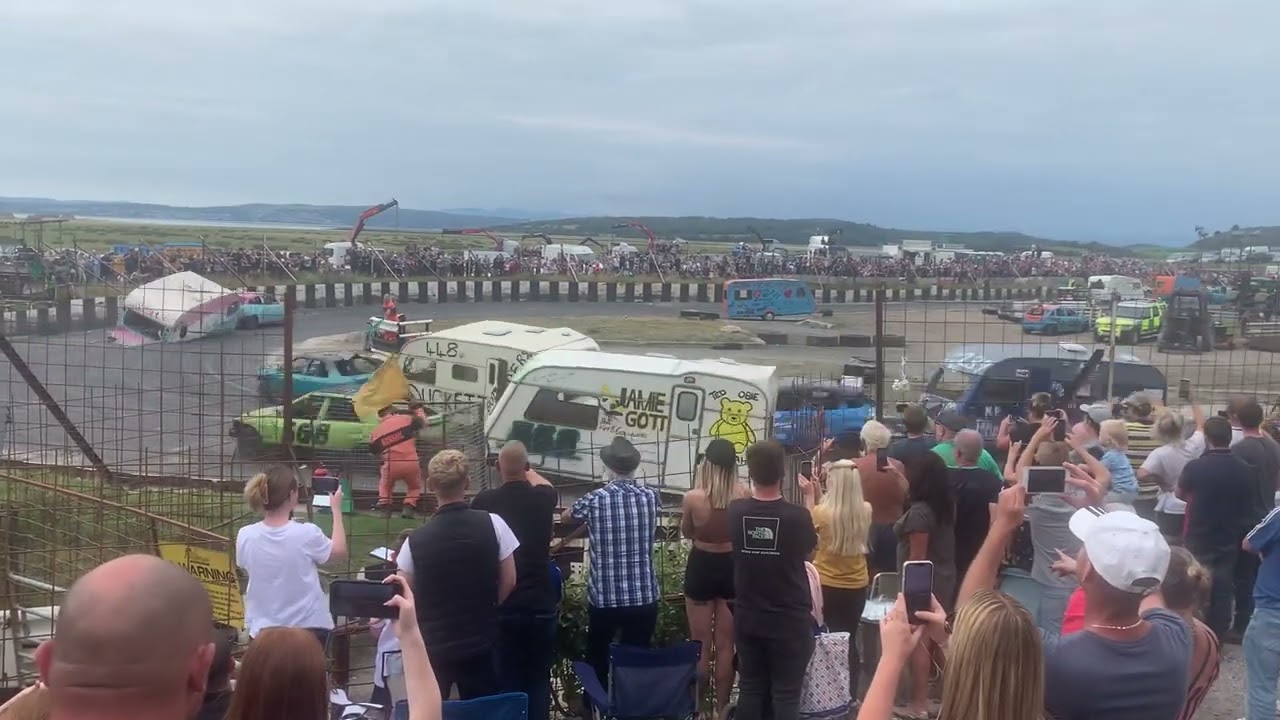 Warton Stock Car Pile Up with Caravans Crashing Everywhere! Its Caravan Carnage!
