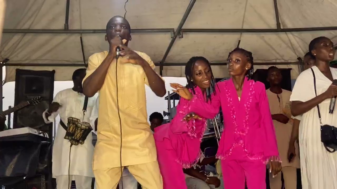 WATCHOUT FOR THIS YOUNG TALENT; DANIEL IRAWO AT BLESSED TWINS’ MARKET PRAISE IN MUSHIN🔥🔥🔥