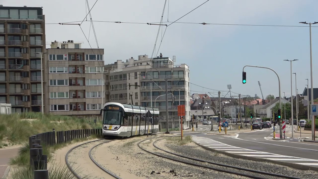 De Lijn kusttram 6115 | CAF Urbos 100 | tramlijn 0 | Oostende | 2021