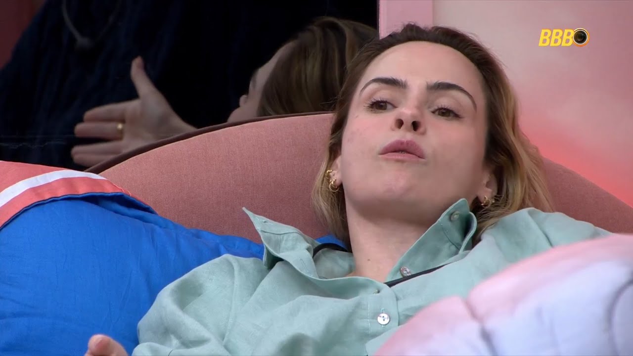 CLIM&Atilde;O... ANA PAULA DETONA ALINE E CHAMA ELA DE 