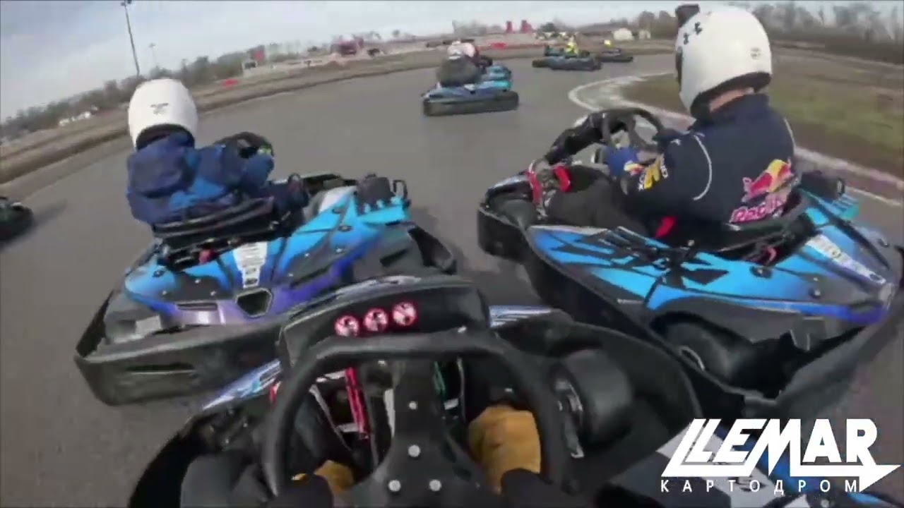 Huge Overtakes from Rental Karting Race