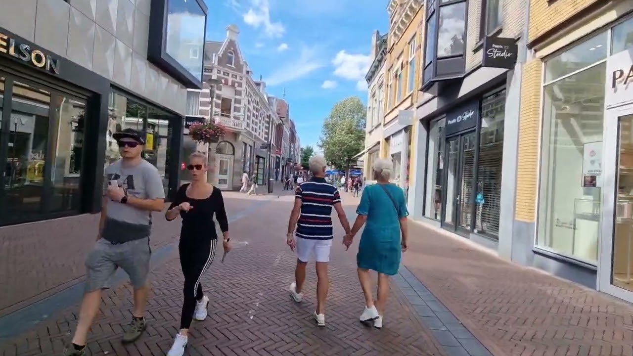 Walking Street Apeldoorn -  Holland