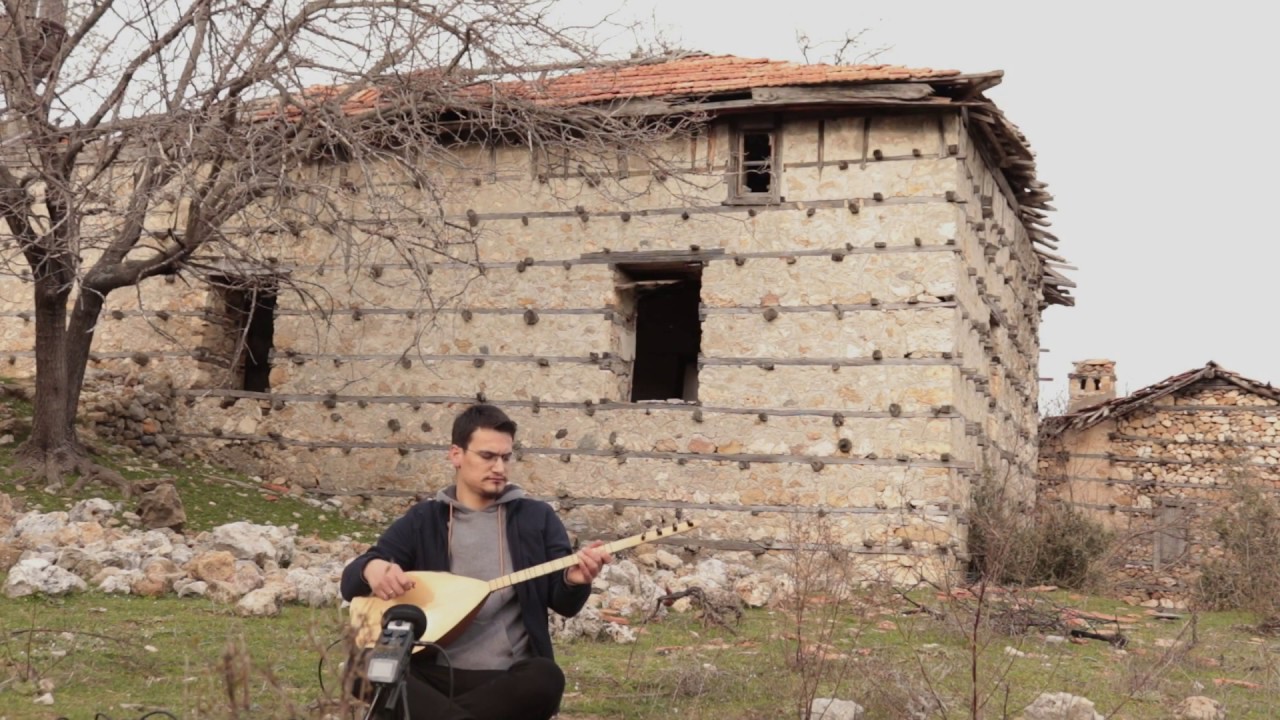 Ali Mahsuni Seven - Yol üstüne bir gül diktim (Garipçe)