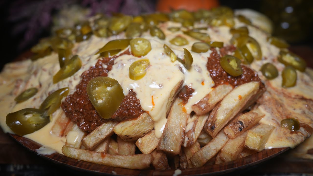 Mega doładowane Frytki (chilli + sos serowy)  -KuchniaKwasiora