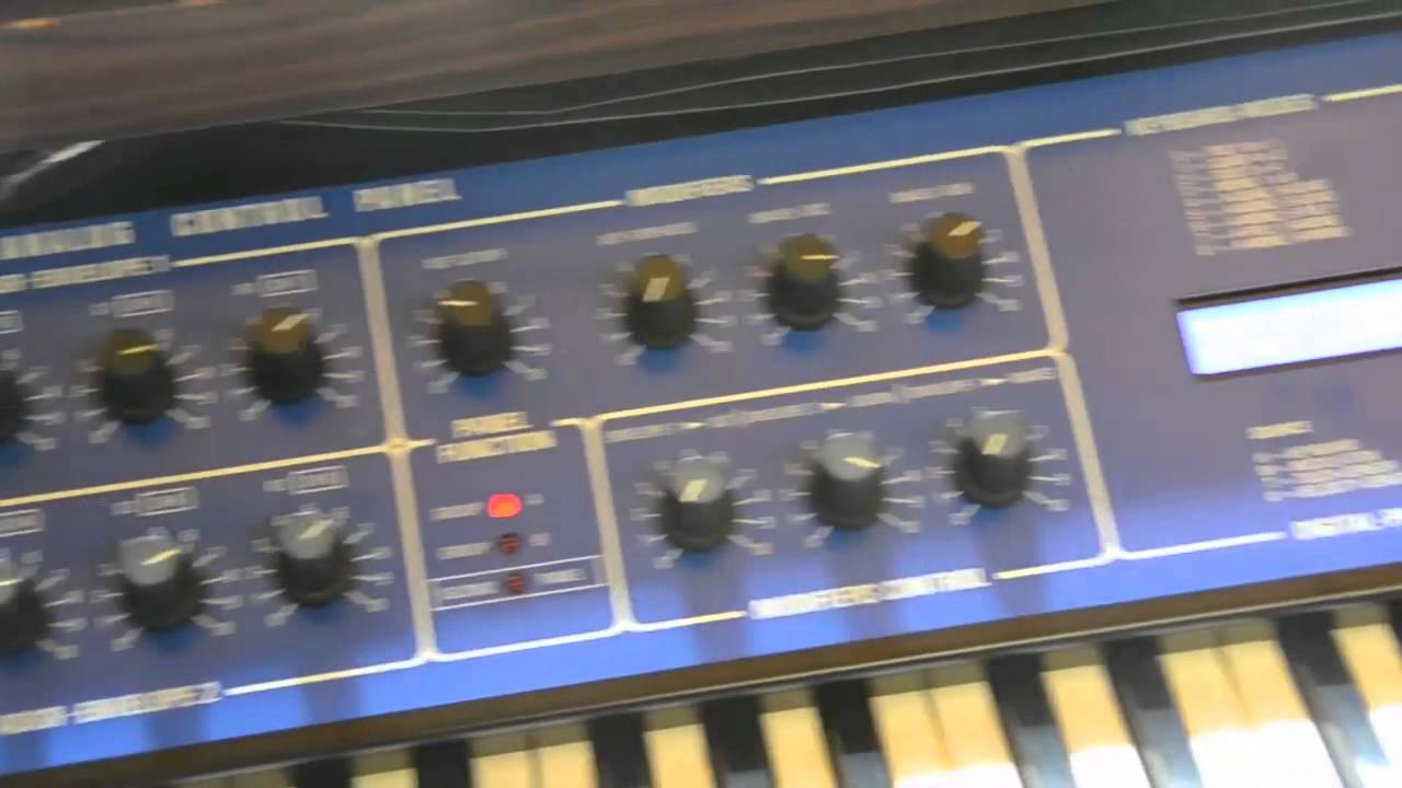 Roland System 700 Demotrack (by Moogulator)