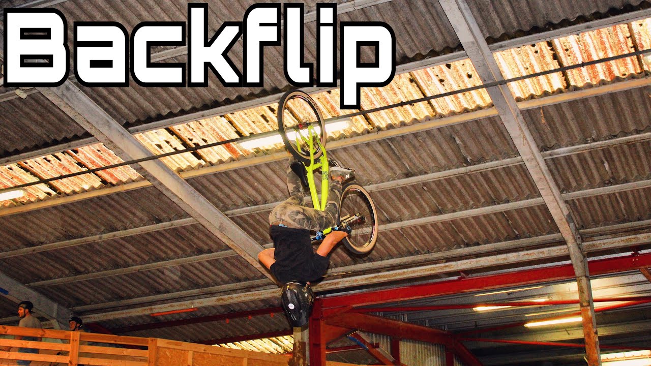 Mon Premier Backflip au plus grand Bike Park intérieur d'Europe ! [Stride]