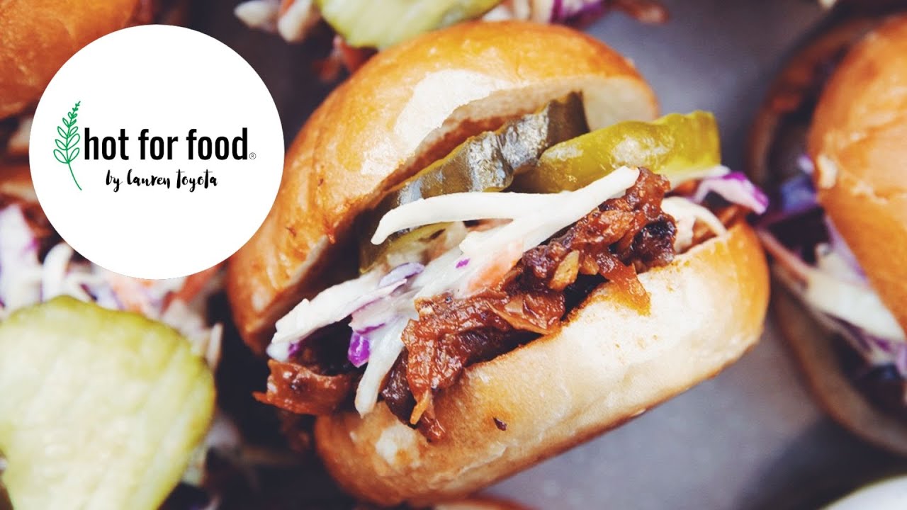 Easy Vegan Pulled Pork Sliders | hot for food