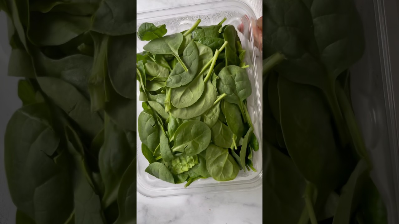 The best hack for keeping spinach fresh for weeks ! #shorts #hacks