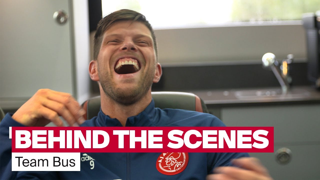 NEW BUS | Huntelaar: 'Ik denk dat deze bus ons naar de eerste plek brengt'