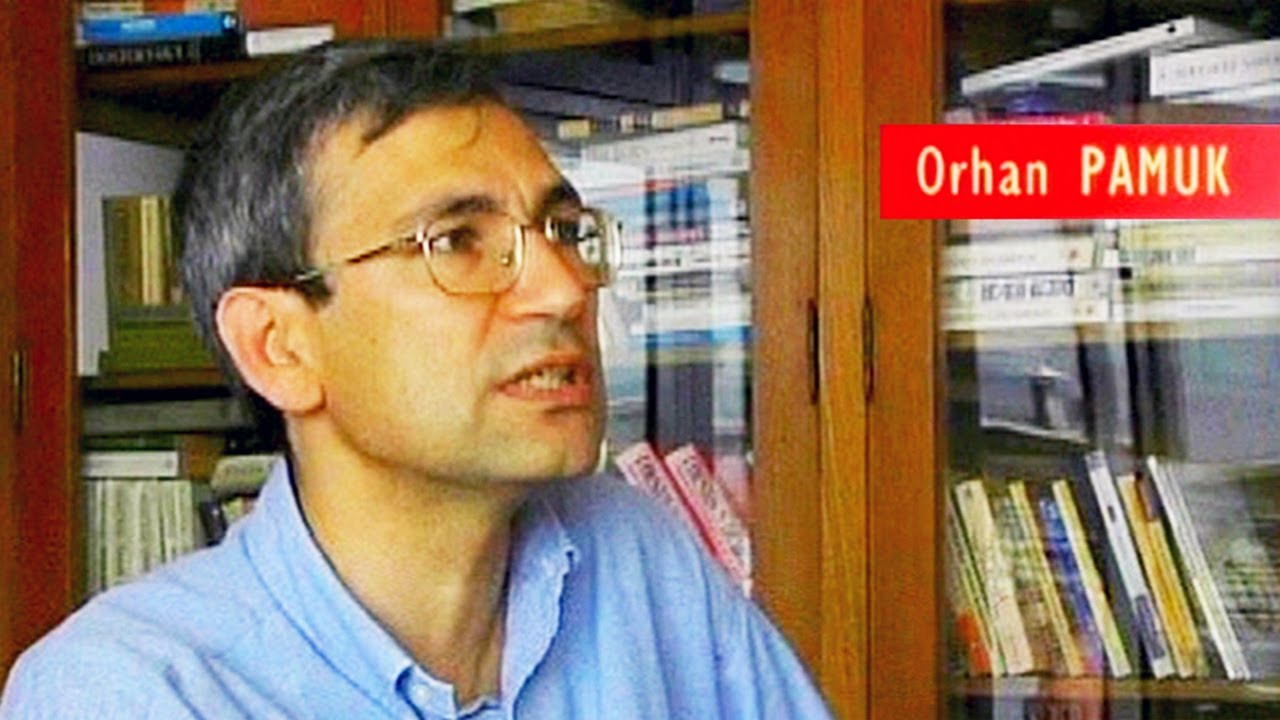 Orhan Pamuk editörlüğünü yaptığı Dostoyevski kitaplarını Deniz Yüce Başarır'a anlatıyor (2000)