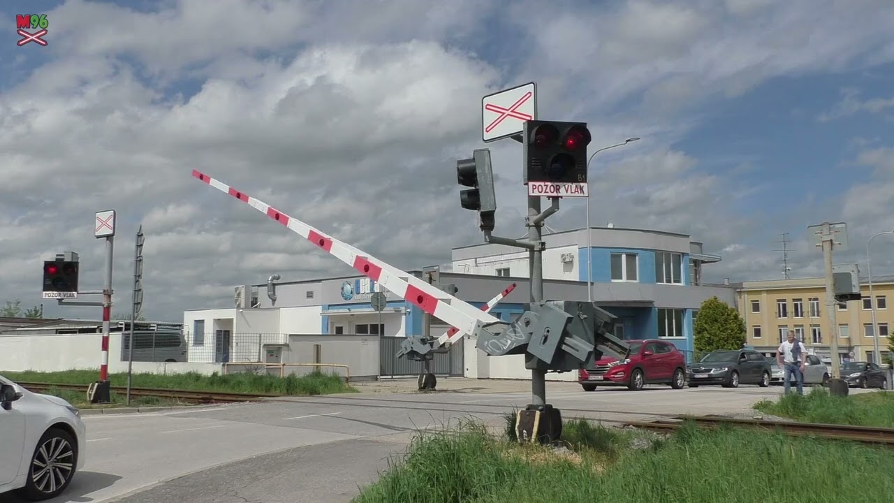 Železničné priecestie Nitra #2 [SP0823] - 19.4.2025 / Železniční přejezd / Slovak railroad crossing